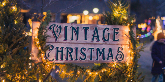 sign saying vintage christmas